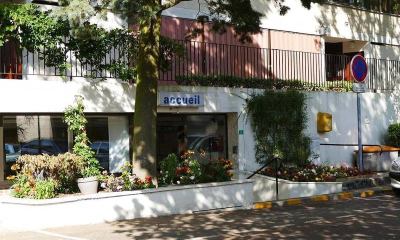 Gîte pour 2 personnes, avec Balcon et Vue à Fontenay-le-Fleury - 2