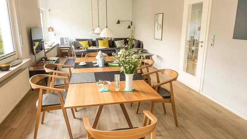 Ferienhaus für 4 Personen, mit Garten in Leer - 2