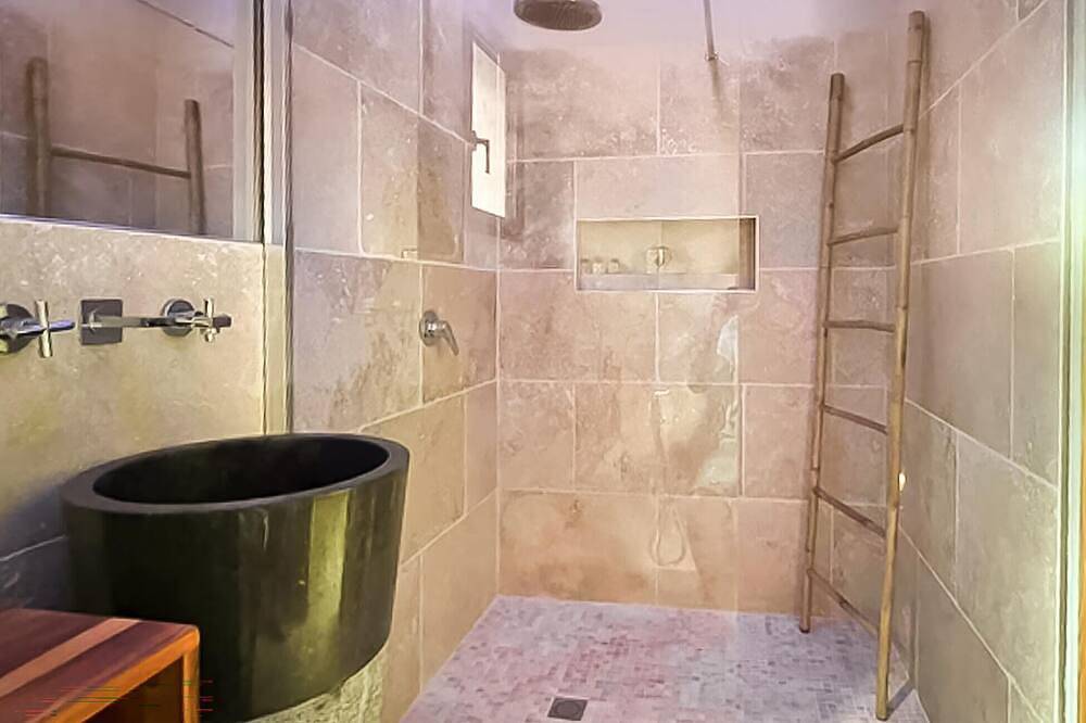 Très beau gîte piscine - spa in Solliès-Pont, Region de Toulon