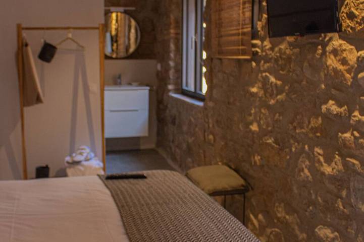 Gîte pour 10 personnes, avec jacuzzi ainsi que balcon et jardin à Balaguer - 4