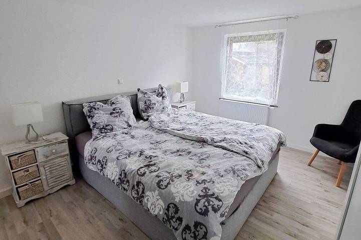 Ferienhaus für 8 Personen, mit Terrasse und Garten in Stadtkyll - 4