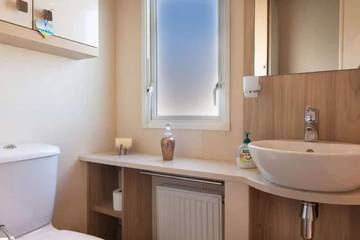 Static Caravan for 6 People in Weymouth, Jurassic Coast, Photo 4