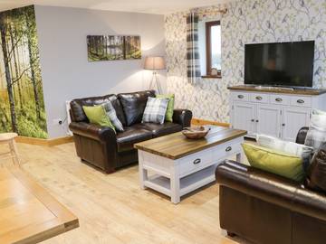 Lodge for 4 People in Cheshire, North West England, Photo 3