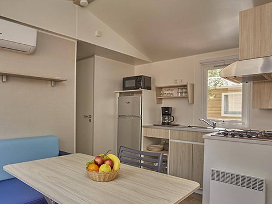 Camping La Marina de Canet - Mobilhome 4 personas - Mobil-home | Confort | 2 Dormitorios | 4 Pers. | Terraza individual | Aire acondicionado. in Canet-en-Roussillon, Côte d'Améthyste