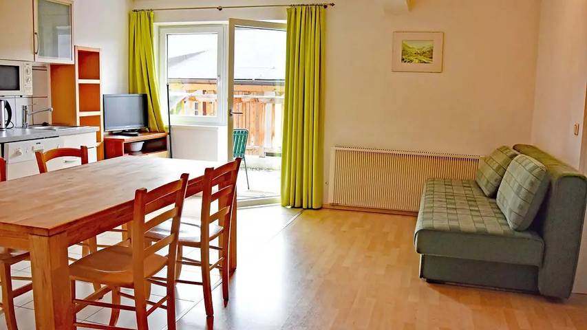 Hütte für 6 Personen, mit Terrasse und Sauna in Konigsleiten