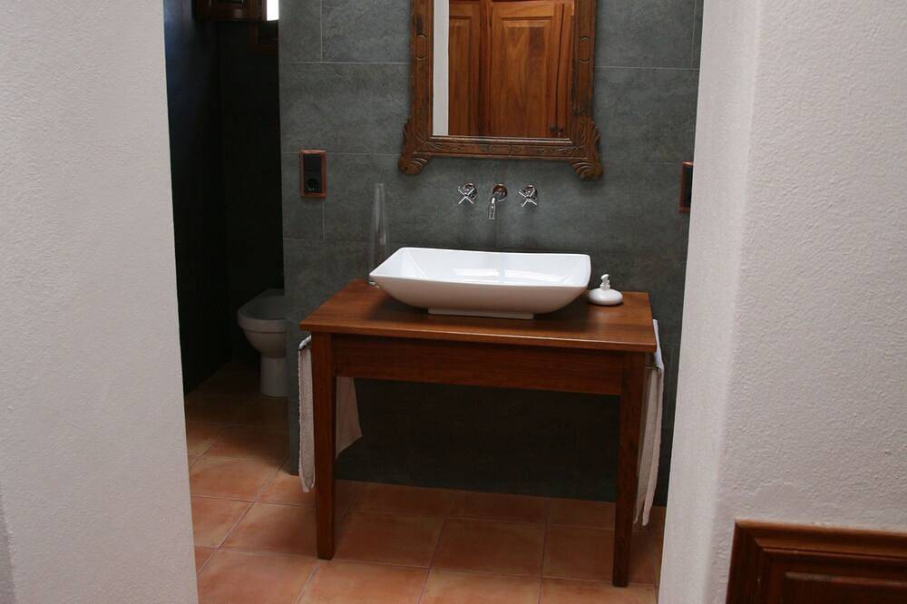 Holiday Home in St Josep de sa Talaia with Pool in San José (Ibiza), Sant Josep de sa Talaia