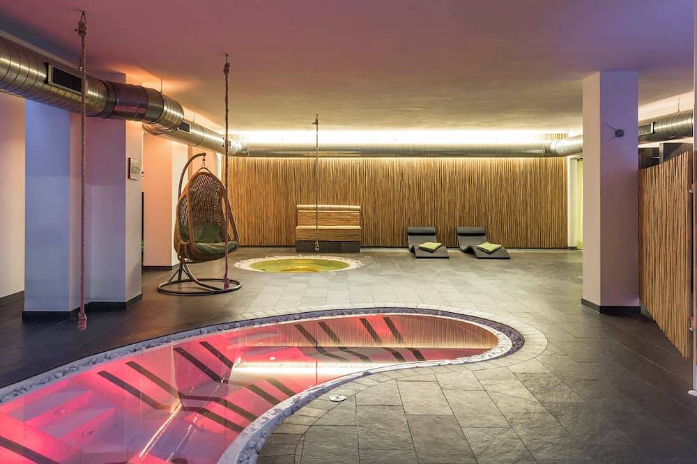 Ganze Wohnung, Neue moderne Apartments für Aktivurlauber mit Wellness und Pool. Hundefreundlich in Goldrain, Latsch