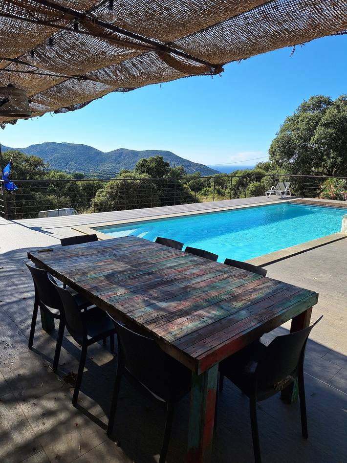 Villa pour 6 personnes, avec piscine et jardin, animaux acceptés dans Haute-Corse