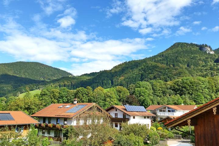 Ganze Ferienwohnung, Ferienwohnung Steger - Ferienwohnung 75 qm zwei Schlafzimmer und Ostbalkon in Kampenwand, Aschau im Chiemgau