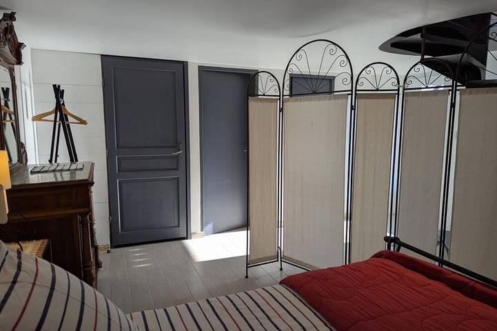 Gîte pour 6 personnes, avec jardin à Montignac-le-Coq - 4