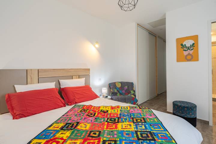 Chambre d’hôtes « M’m - Chambre » avec jardin privé et Wi-Fi in Le Gua, Côte de Beauté