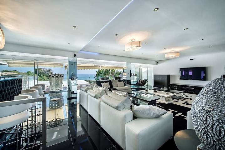 Chalet para 16 personas, con jacuzzi además de jardín y piscina, Familias con niños en Algarve - 4