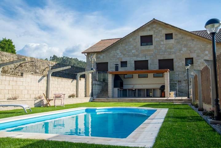 Chalet para 14 personas, con piscina además de vistas y jardín en Provincia de Pontevedra - 3