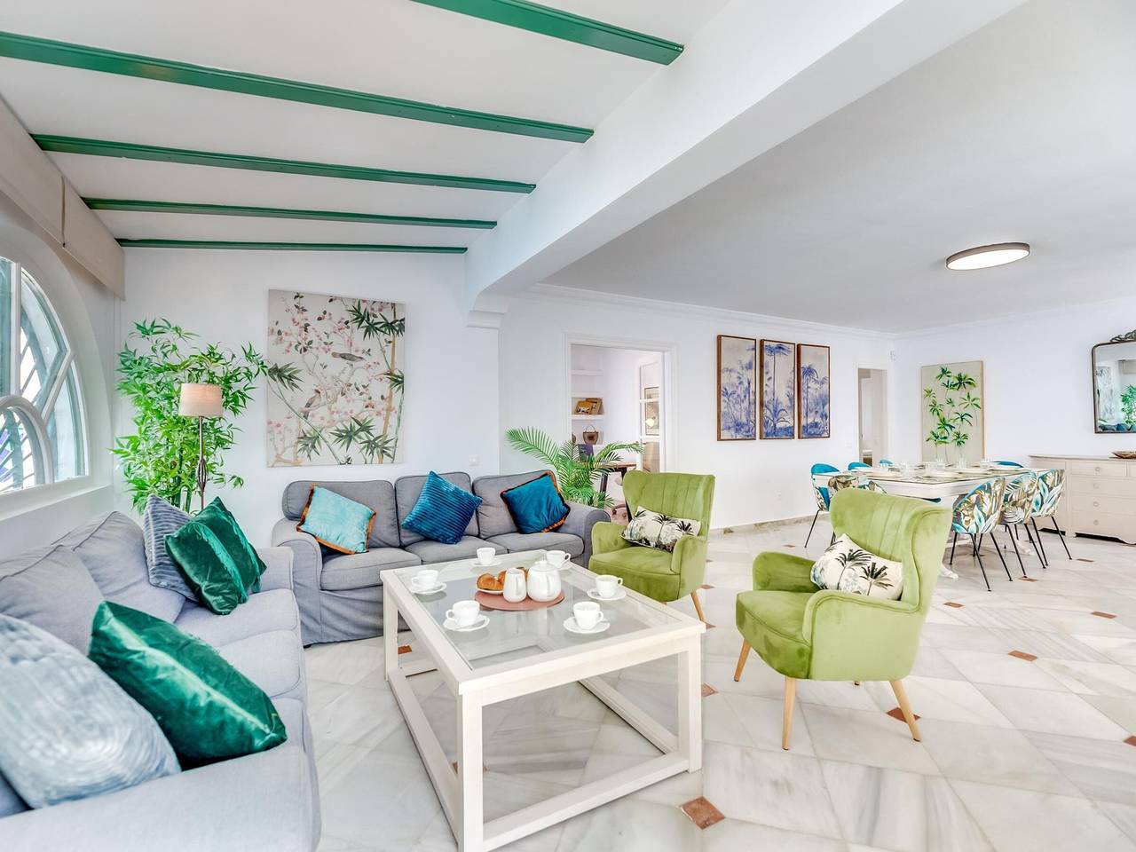 Villa voor 8 personen met terras in Marbella West, Marbella