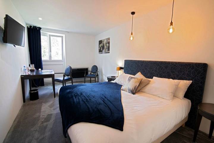Hôtel pour 4 personnes, avec Terrasse et Jardin