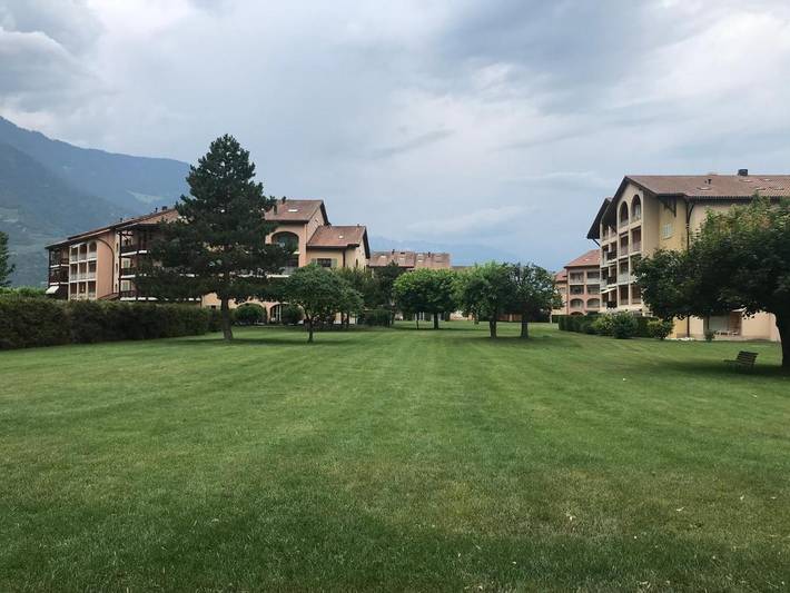 Gîte pour 4 personnes, avec piscine ainsi que bassin pour enfant et jardin, animaux acceptés à Saillon - 3