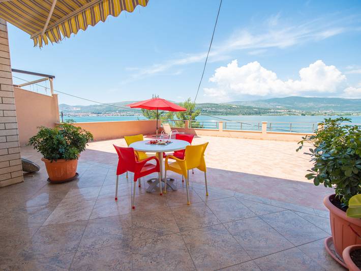 Ferienwohnung für 4 Personen, mit Terrasse auf Ciovo