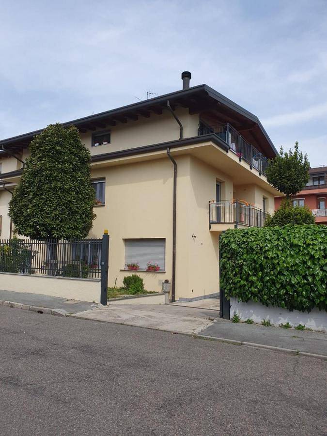 Gîte pour 6 personnes, avec terrasse et vue à Novate Milanese - 3