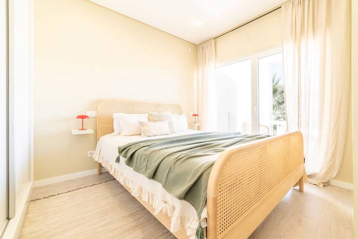 Location de vacances pour 8 personnes, avec jardin dans Aroeira - 3