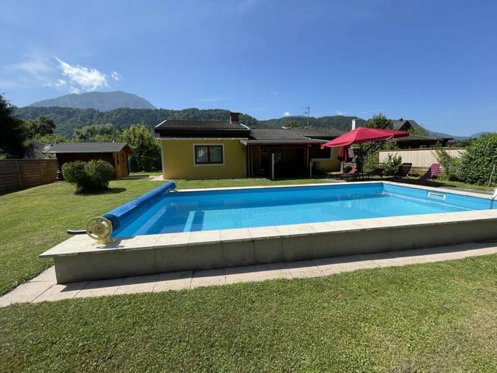 Bungalow für 5 Personen, mit Garten und Terrasse sowie Pool - 1