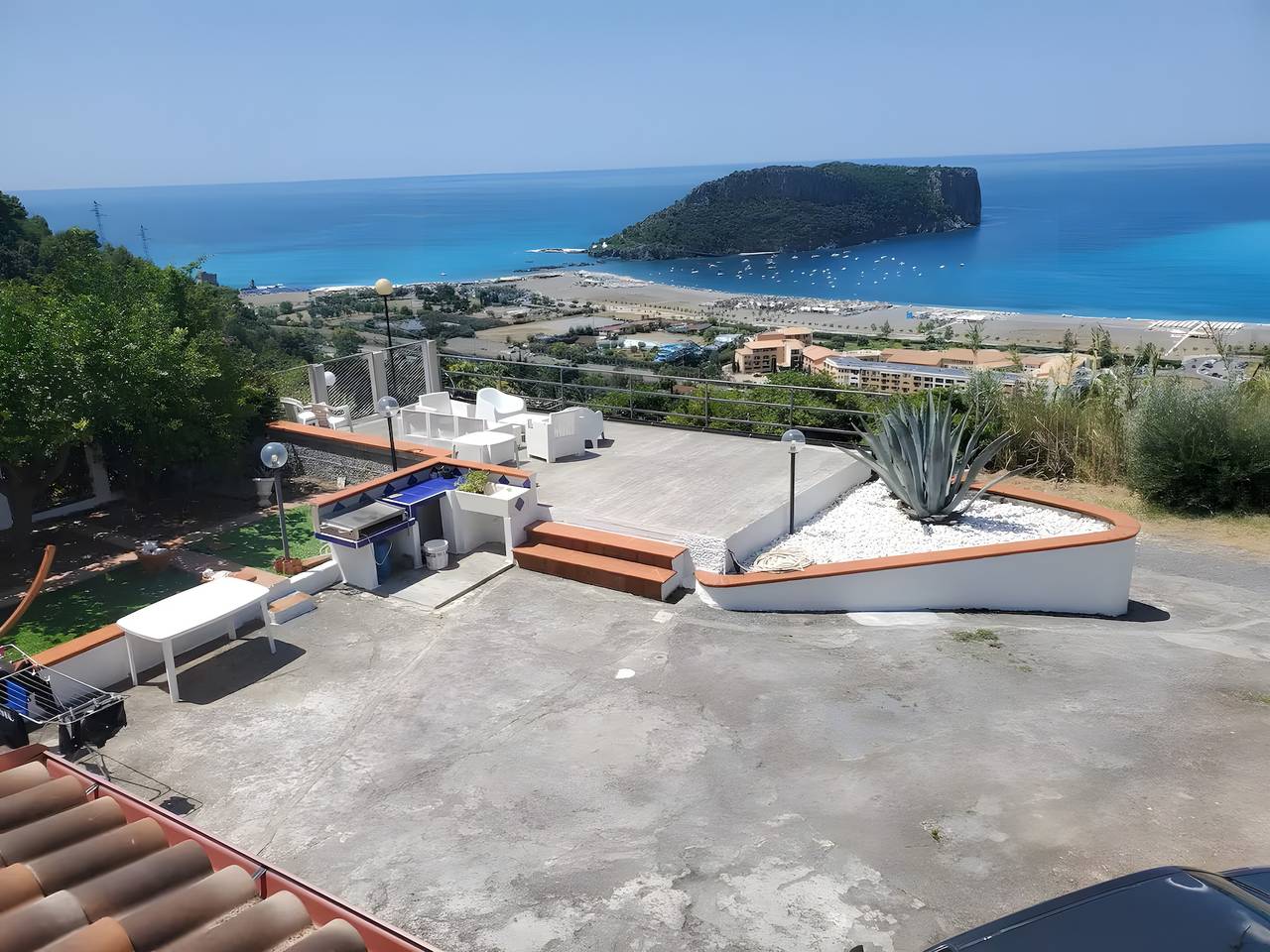 Maison de vacances 'Vista Mare Con Giardino' avec vue sur la mer, Wi-Fi et climatisation in Praia a Mare, Côte Tyrrhénienne Calabre
