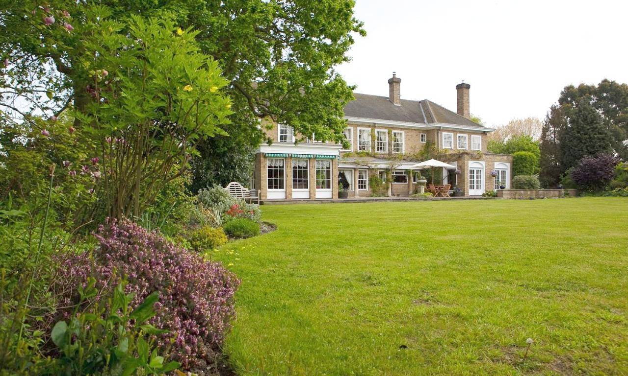 Business Single Room in Cambridge, Cambridgeshire