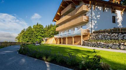 Ferienwohnung für 3 Personen, mit Garten und Balkon in Bad Goisern am Hallstättersee