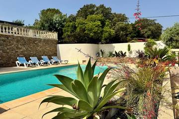 Ferienhaus für 2 Personen, mit Terrasse, mit Haustier in Bormes-les-Mimosas