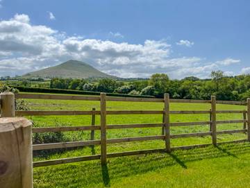 Cottage for 8 People in Powys, Mid-Wales, Photo 1