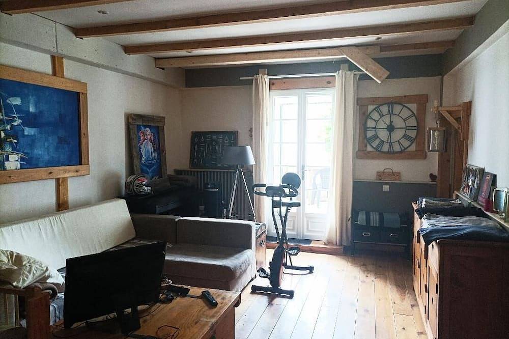 2 Bedroom Private vacation home in Hauteville-Lompnes in Hauteville-Lompnes, Belley