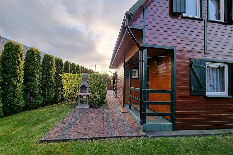 Piętrowe domy wakacyjne z tarasami, blisko plaży in Karwia, Morze Bałtyckie