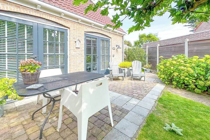 Ferienhaus für 2 Personen, mit Garten und Sauna sowie Whirlpool - 1