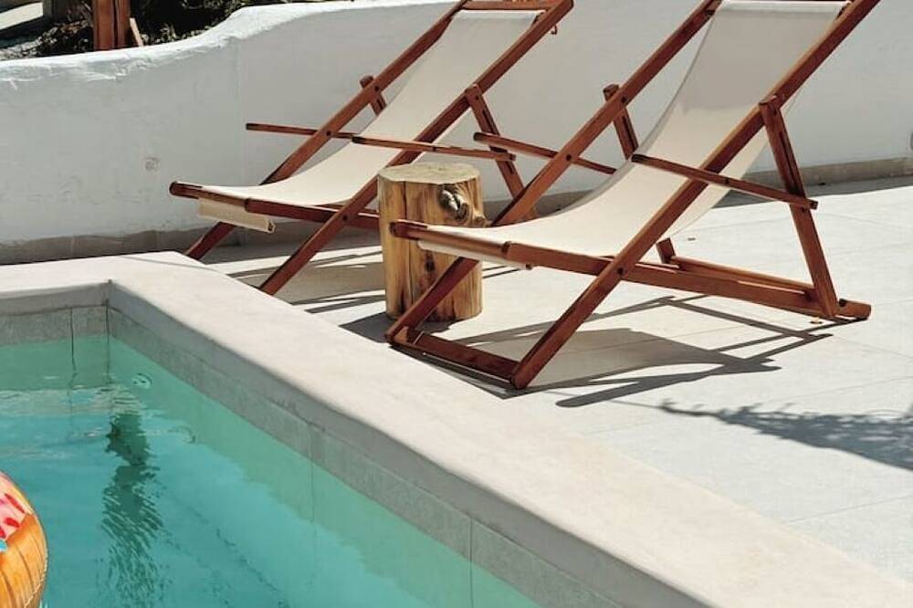 Kukulú Luxurious Cottage with Mini Private Pool in Mykonos in Ano Mera, Mykonos