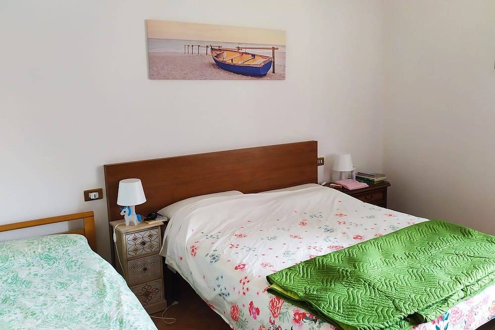 Panoramic House In The Historic Center in Predore, Iseosee