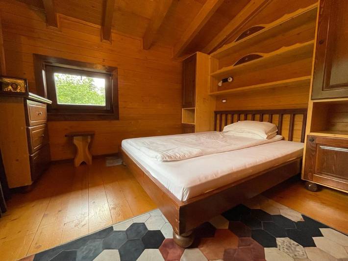 Gîte pour 8 personnes, avec terrasse et jacuzzi dans Dorna-Arini - 3