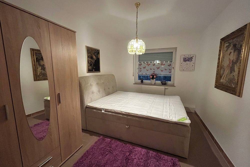 Ganze Wohnung, Nicoles Niedschlösschen in Rehlingen-Siersburg, Saargau