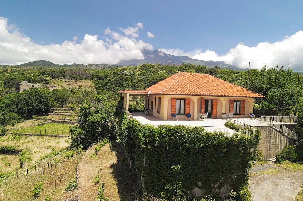 Casa vacanza a Etna a partire da 149€ a notte