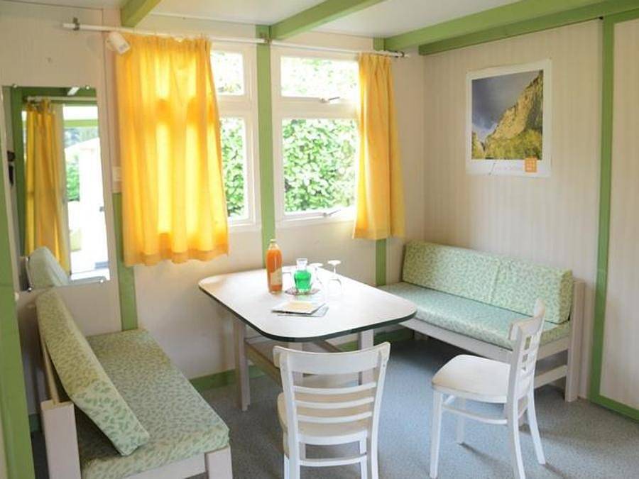 Camping La Fontaine D'annibal - Chalet 6 personen - Chalets (3 Zimmer, 43m²), Terrasse in Buis-les-Baronnies, Nyons und Umgebung