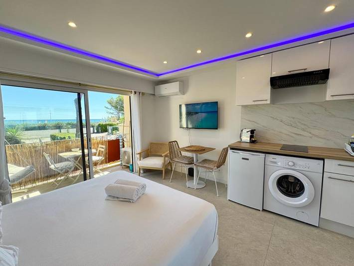 Appartement de vacances pour 2 personnes, avec Balcon et Terrasse ainsi que Piscine et Vue