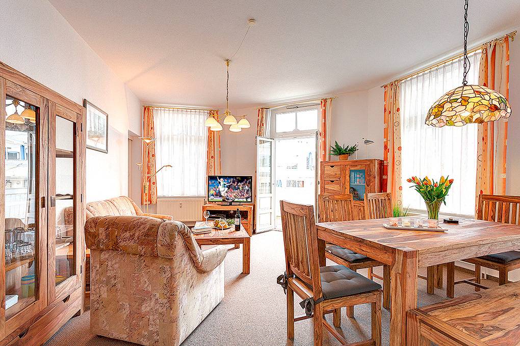 Appartement de vacances entier, Appartement de vacances pour 6 personnes avec balcon in Göhren, Région de Rügen