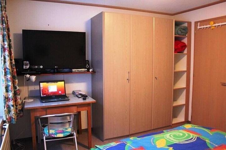 Chalet für 5 Personen, mit Sauna und Pool sowie Garten im Berner Oberland - 2