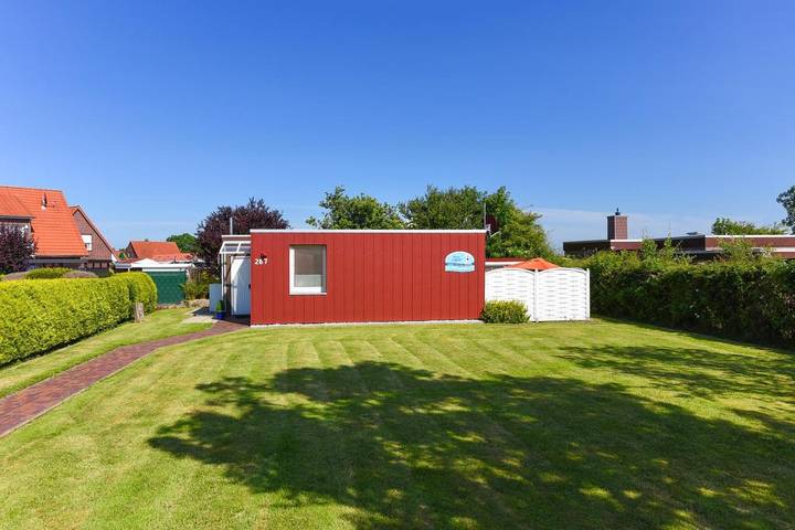 Ferienhaus für 4 Personen, mit Garten und Terrasse in Bensersiel
