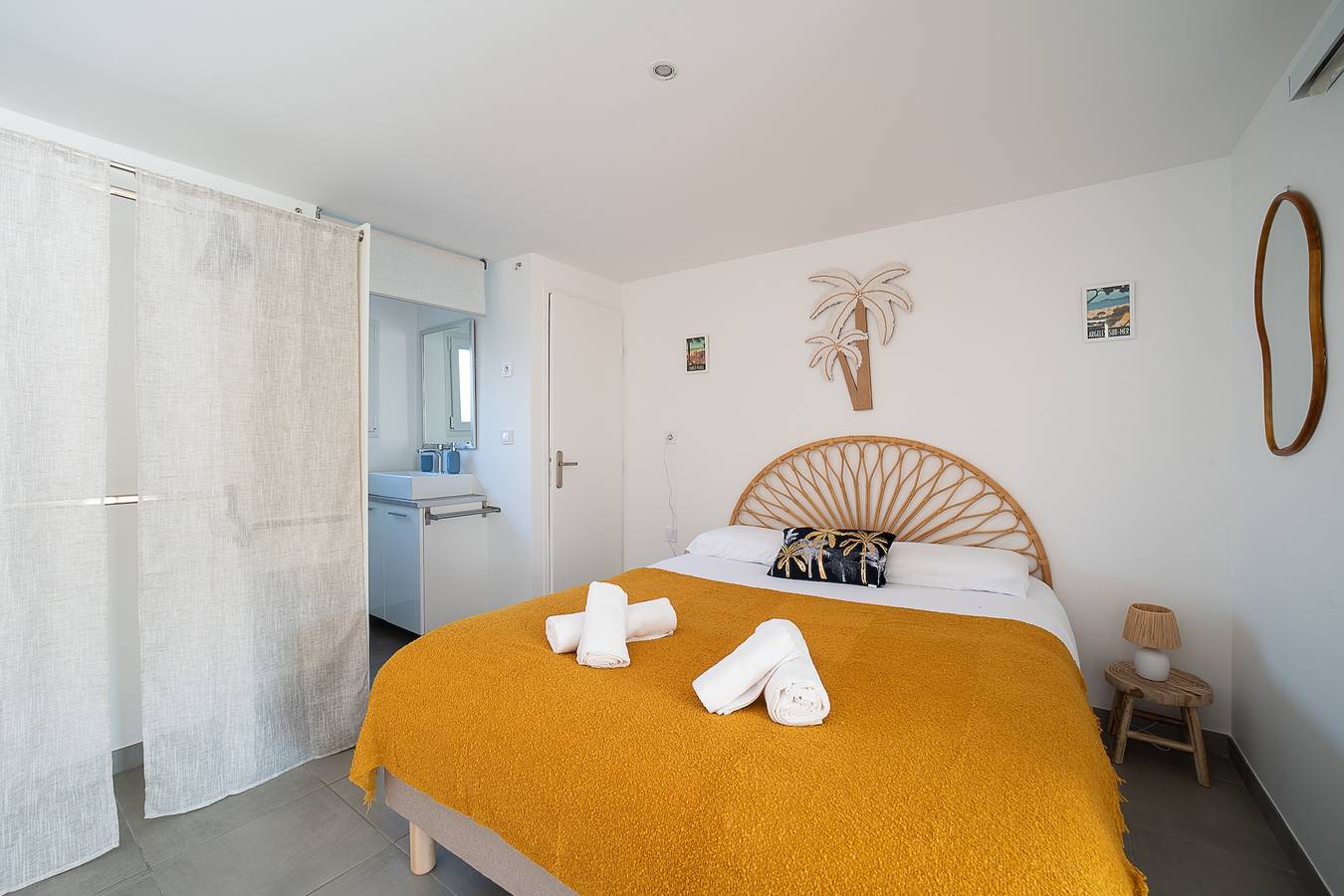 Appartement entier, Bohème Bleue - 500m de la Plage in Saint-Cyprien-Plage, Saint-Cyprien
