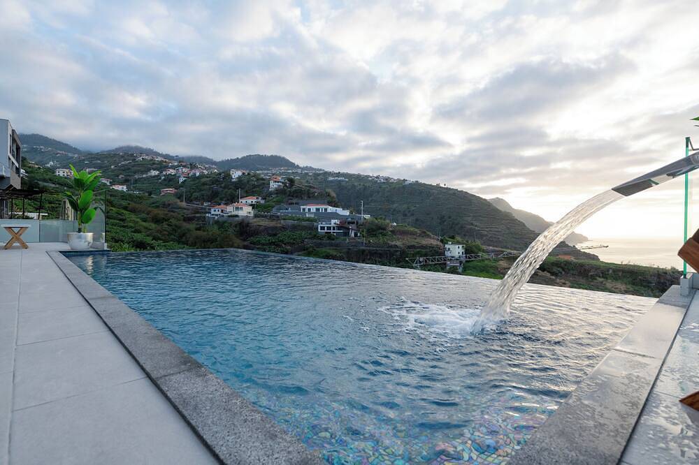 Luxury Villa Pérola in Calheta, Isla de Madeira