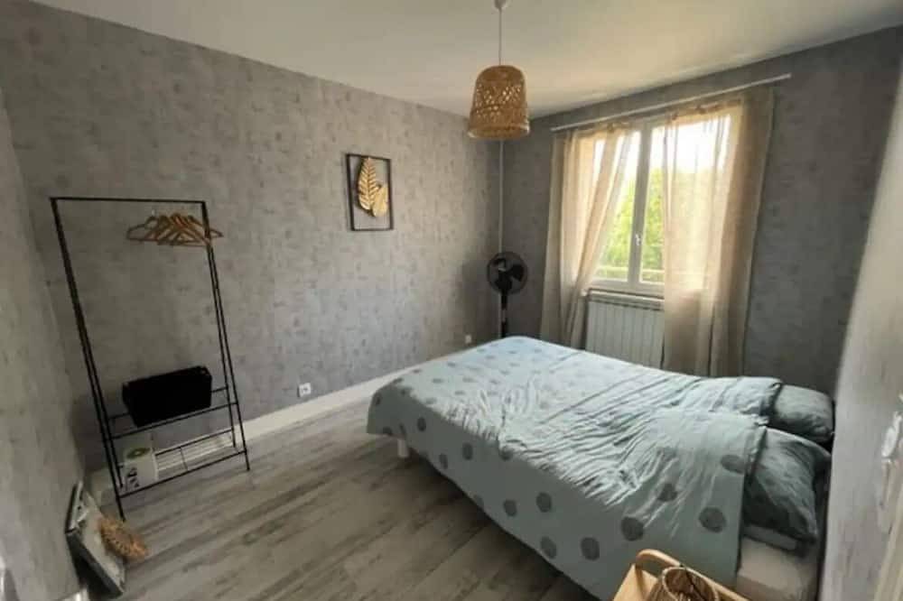 Ganze Wohnung, Apartment in the heart of the Jura in Monnet-la-Ville, Französischer Jura