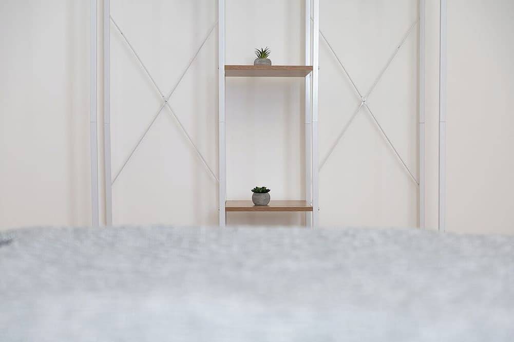 Entire apartment, ★Ko-Living - Beatles Suite | In the center | Up to 4 pers. | Record player ★ in Halle (Saale), Saale-Unstrut