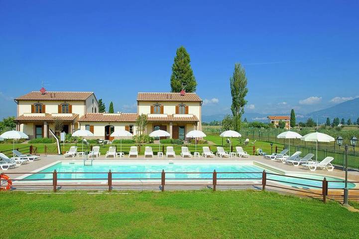 Villa per 2 persone, con piscina e giardino, con animali domestici - 1