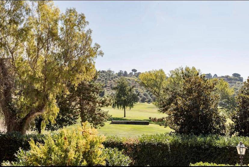 Appartamento intero, Two-Bedroom Apartment in Castel Gandolfo, Castelli Romani