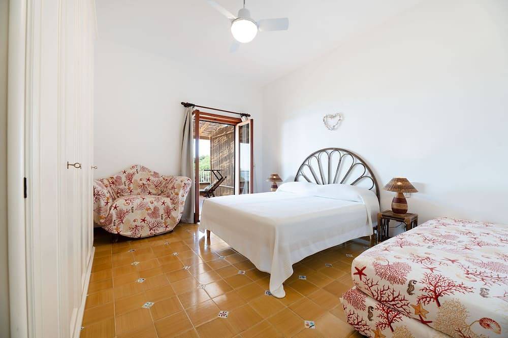 Appartamento intero, Quadrilocale Montecristo in Spiaggia Fetovaia, Campo nell'Elba