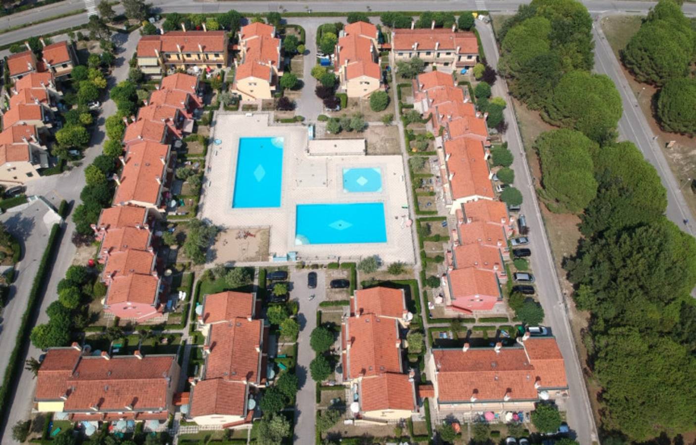 Apartamento entero, Acogedora casa con jardín y piscina en Bibione in Bibione, San Michele al Tagliamento
